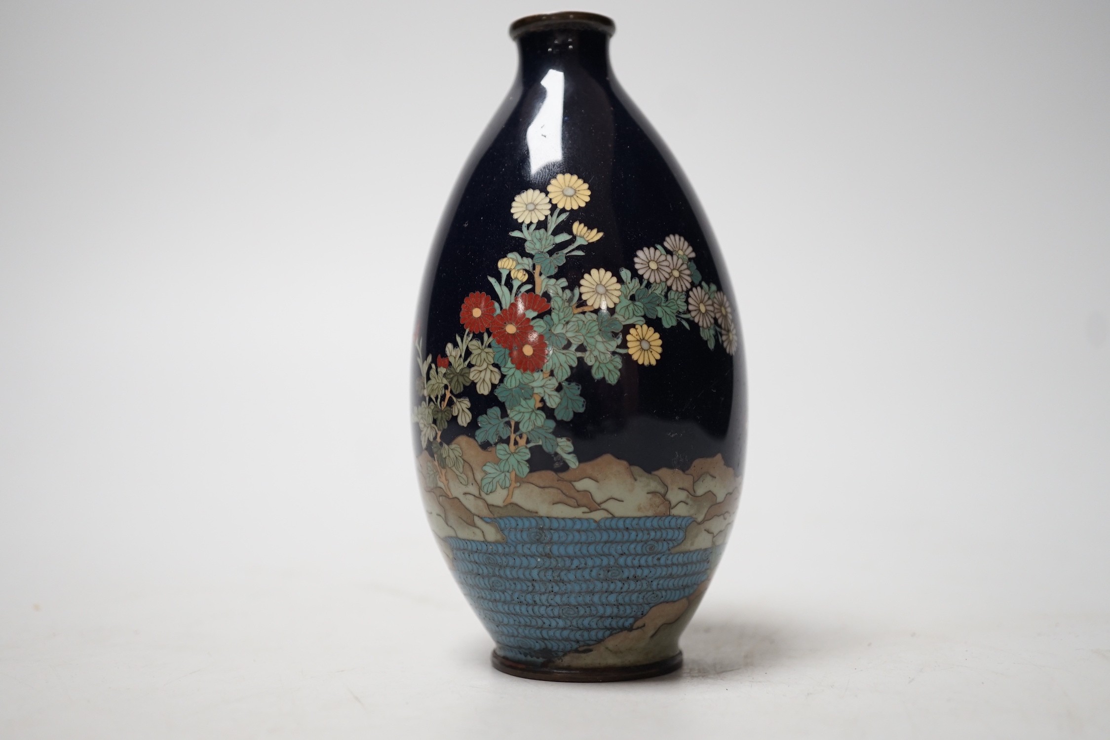 A Japanese Silver wire midnight blue cloisonné enamel vase. 12.5cm tall
